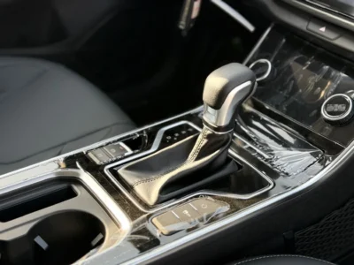 2025 Chery Arrizo 5 Comfort 1.5 Litres 4 Cylinders Petrol Engine White Black Sedan Chinese Specs