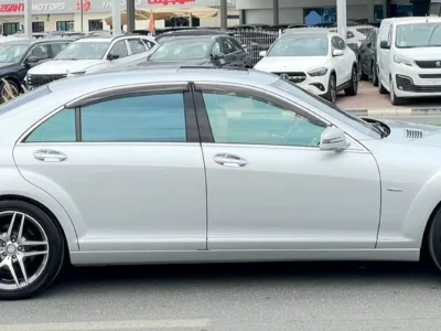 2012 Mercedes-Benz S-Class S 550 8 Cylinders Petrol Engine Silver Beige Sedan Japanese Specs