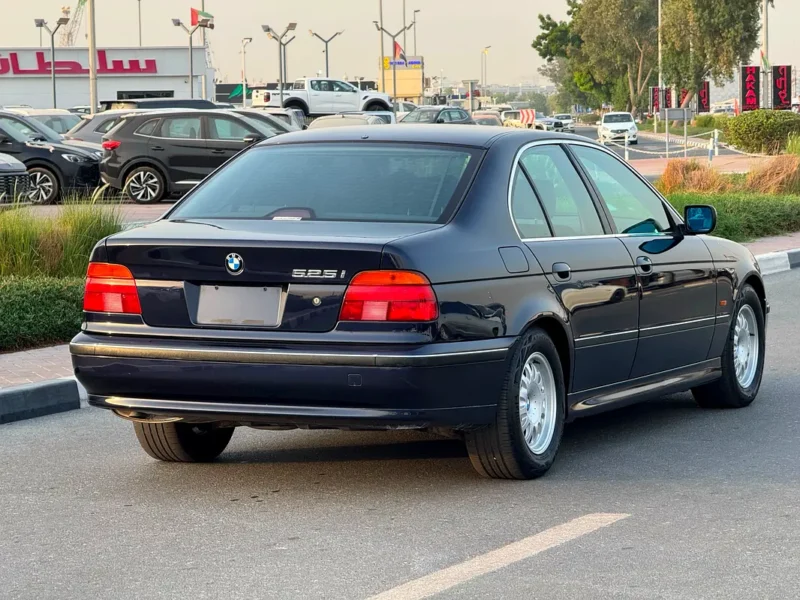 2000 BMW 5-Series 525i 6 Cylinders Petrol Engine Blue Black Sedan Japanese Specs Clean Title