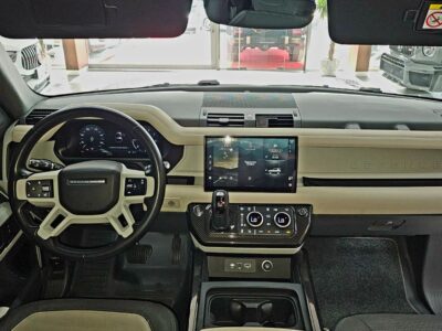 2023 Land Rover Defender 90 X-DYNAMIC HSE P400 3.0L Hybrid White Beige SUV GCC Specs