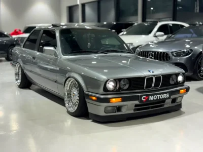 1989 BMW 3-Series 325i 6 Cylinder Engine Grey Black Sedan US Specs Classic Collection