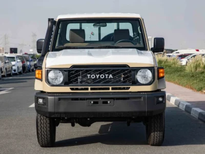 2026 Toyota Land Cruiser LC 79 STD 4.0‑litre V6 Petrol Engine Beige Brown Pickup Truck GCC