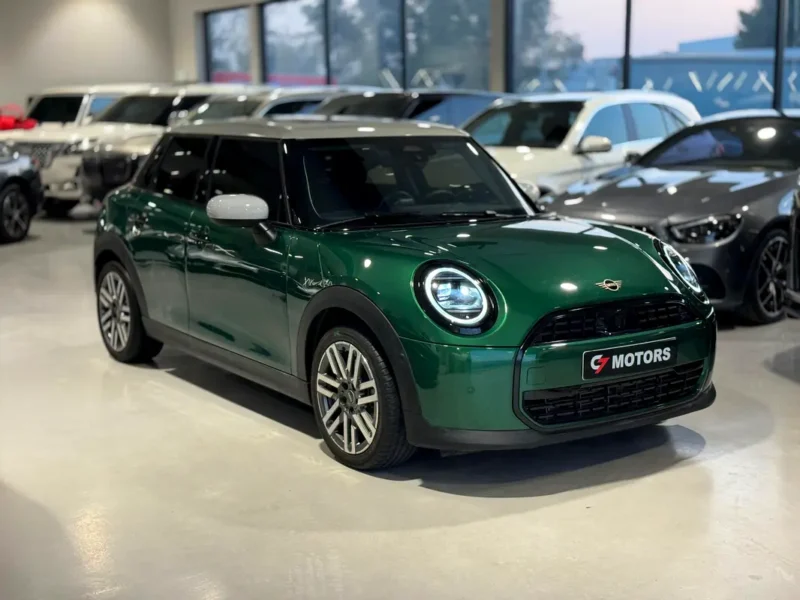 2025 MINI Cooper Cooper 4 Cylinders Petrol Engine Green Black Hatchback Korean Specs
