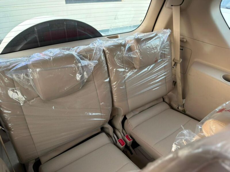 2023 Toyota Prado TX-L 4.0 Litres V6 Petrol Engine White Beige SUV GCC Specs Automatic
