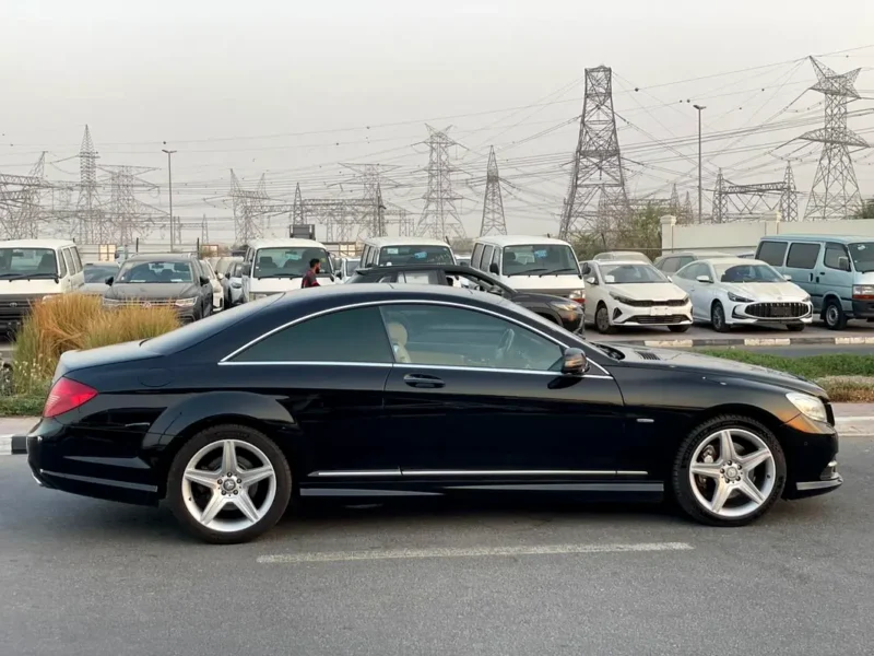2011 Mercedes-Benz CL-Class CL 550 8 Cylinders Engine Black Beige Coupe Pristine Condition