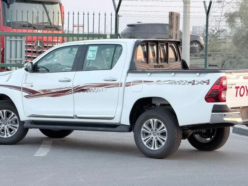 2026 Toyota Hilux GLX 2.7 Litres 4 Cylinders Petrol Engine White Red Pickup Truck GCC Specs