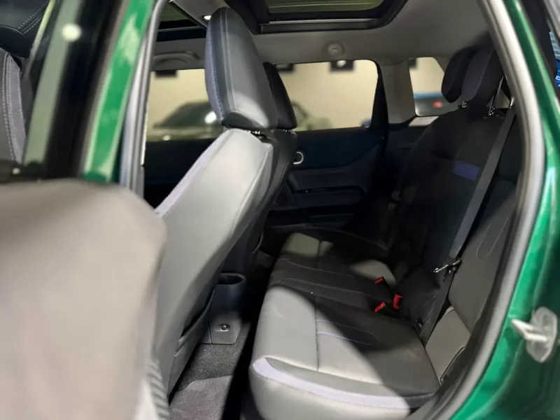 2025 MINI Cooper Cooper 4 Cylinders Petrol Engine Green Black Hatchback Korean Specs