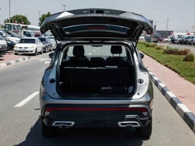 2025 Chevrolet Captiva Premier 1.5L Turbocharged 4-Cylinder Petrol Grey Black SUV Automatic