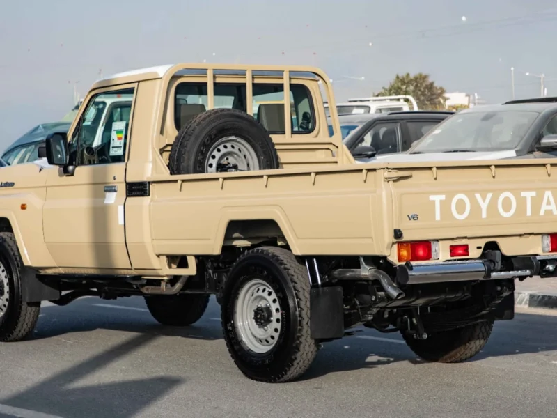2026 Toyota Land Cruiser LC 79 STD 4.0‑litre V6 Petrol Engine Beige Brown Pickup Truck GCC
