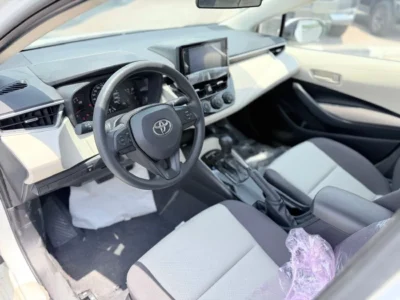 2025 Toyota Corolla XLI 1.6 Litres 4 Cylinders petrol Engine White Grey Sedan Chinese Specs