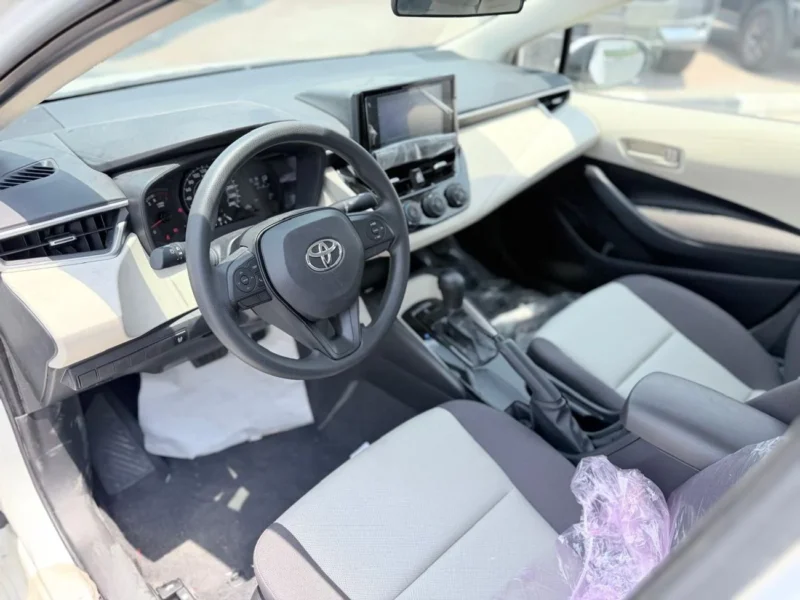 2025 Toyota Corolla XLI 1.6 Litres 4 Cylinders petrol Engine White Grey Sedan Chinese Specs