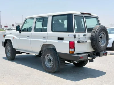 2026 Toyota Land Cruiser 70 LC 78 HARDTOP 2.8 Litres 4 Cylinders Engine White Grey SUV GCC