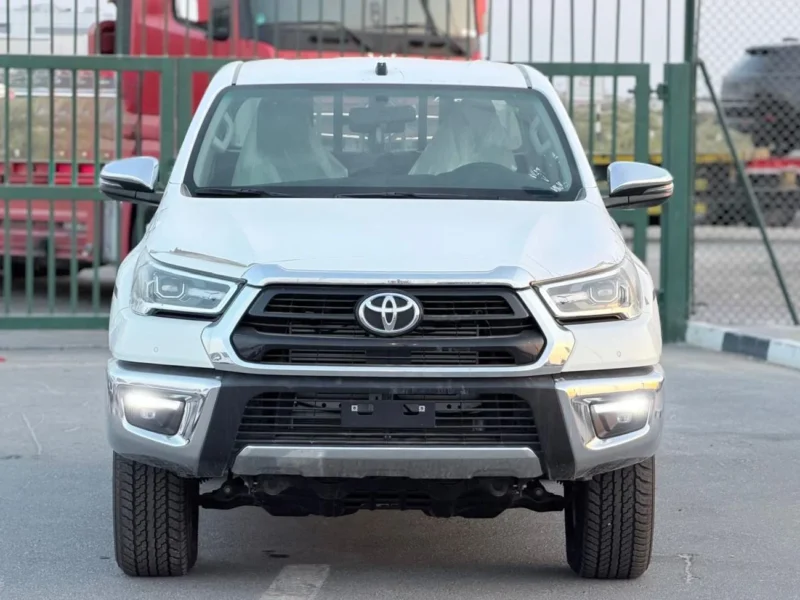 2026 Toyota Hilux GLX 2.7 Litres 4 Cylinders Petrol Engine White Red Pickup Truck GCC Specs