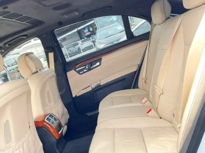 2012 Mercedes-Benz S-Class S 550 8 Cylinders Petrol Engine Silver Beige Sedan Japanese Specs