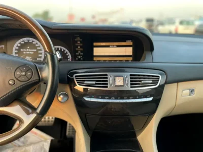2011 Mercedes-Benz CL-Class CL 550 8 Cylinders Engine Black Beige Coupe Pristine Condition