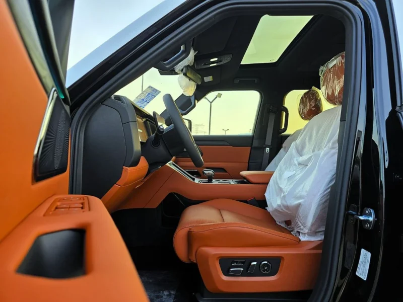 2026 ROX 01 ALL ROUND 1.5 Litres 4 Cylinders Hybrid Engine Black Orange SUV Chinese Specs
