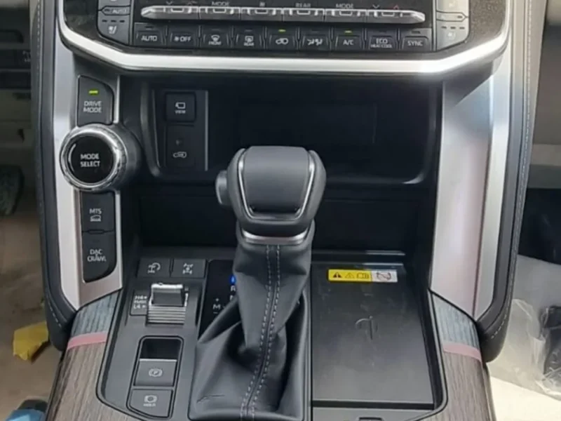 2026 Toyota Land Cruiser VXR 3.5 Litres Twin Turbo 6 Cylinders Petrol Engine White Red SUV Automatic