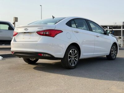 2025 Chery Arrizo 5 Comfort 1.5 Litres 4 Cylinders Petrol Engine White Black Sedan Chinese Specs