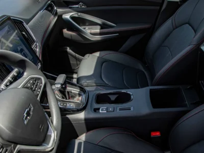 2025 Chevrolet Captiva Premier 1.5L Turbocharged 4-Cylinder Petrol Grey Black SUV Automatic