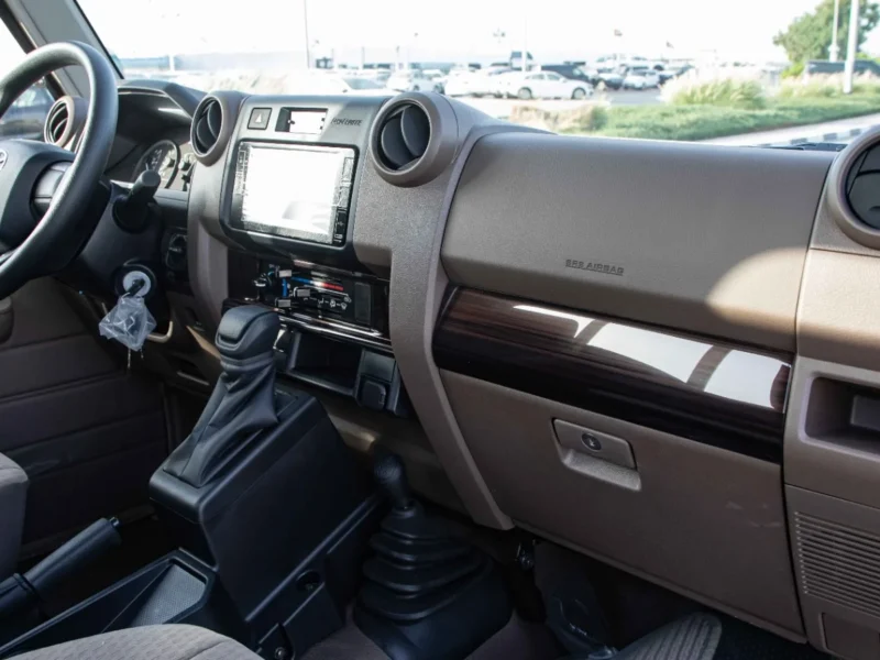 2026 Toyota Land Cruiser LC 79 STD 4.0‑litre V6 Petrol Engine Beige Brown Pickup Truck GCC