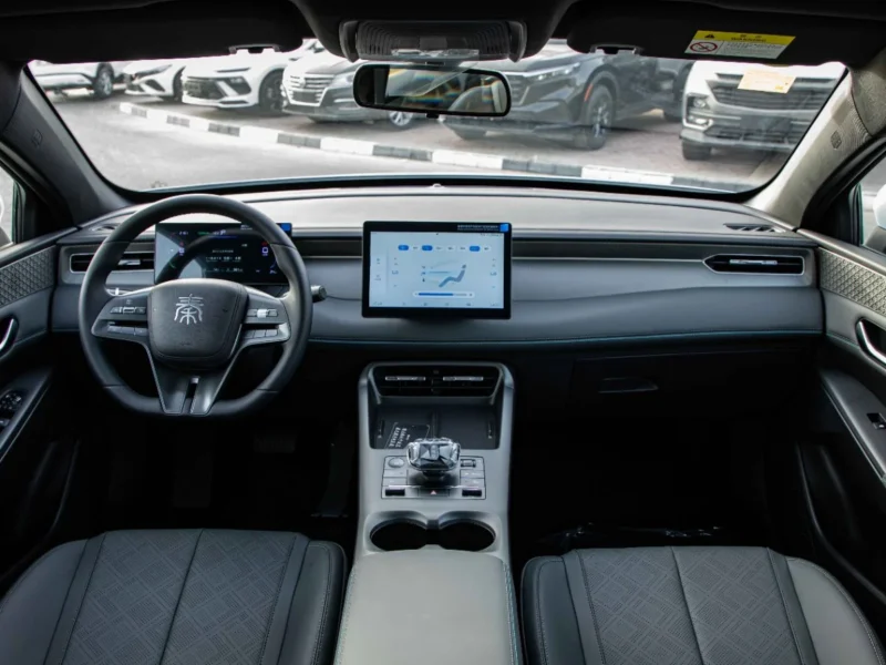 2025 BYD QIN PLUS DM-i 55KM LUXURY EDITION 1.5L 4 Cylinder Hybrid DM‑i White Grey Sedan