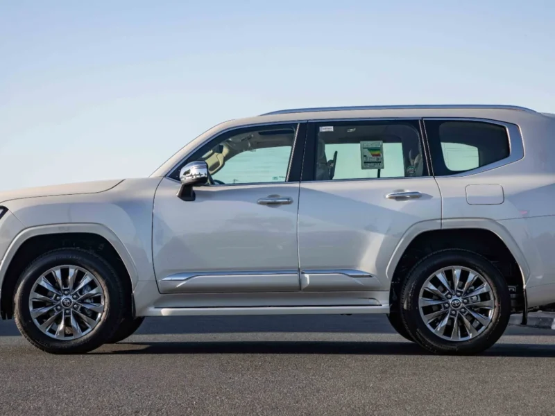 2026 Toyota Land Cruiser VXR 4.0 Litres V6 Petrol Engine AT White Beige SUV GCC Specs