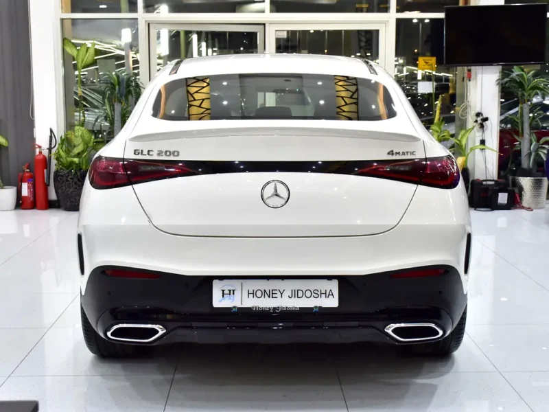 2015 Mercedes-Benz GLC Coupe GLC 200 4MATIC 4 Cylinders Engine White Red Crossover GCC