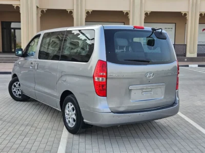 2015 Hyundai Grand Starex GLS 4 Cylinders diesel Engine Grey Van Korean Specs Automatic