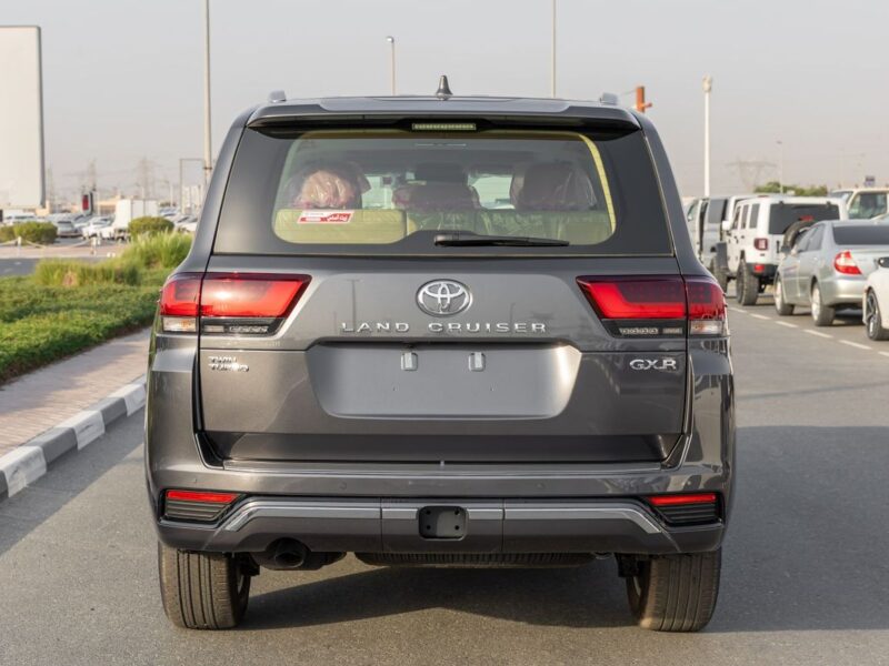 2026 Toyota Land Cruiser GXR 3.5 Litres 6 Cylinders Petrol Engine Silver Beige SUV GCC Specs