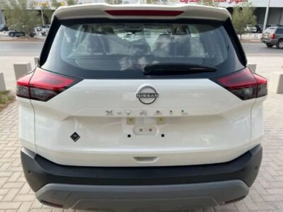 2026 Nissan X-Trail 2.5L Naturally Aspirated 4 Cylinders Petrol Engine White Beige SUV GCC