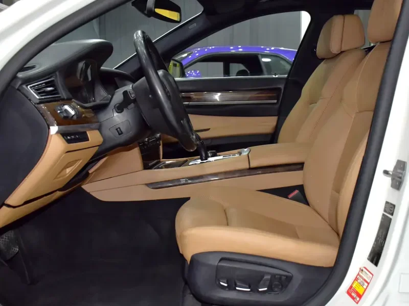 2015 BMW 7-Series 730Li 6 Cylinders Petrol Engine White Tan Sedan GCC Specs Automatic