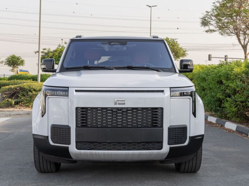 2026 ROX 01 STD 1.5 Litres 4 Cylinders Hybrid White Orange SUV Chinese Specs Fully Loaded