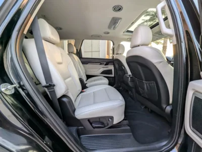 2020 Kia Telluride EX 3.8 Litres V6 Petrol Engine Black Beige SUV American Specs Excellent Condition