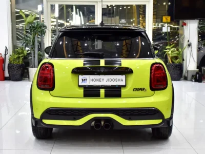 2023 MINI Cooper Cooper S 4 Cylinders Petrol Engine Green Black Hatchback American Specs