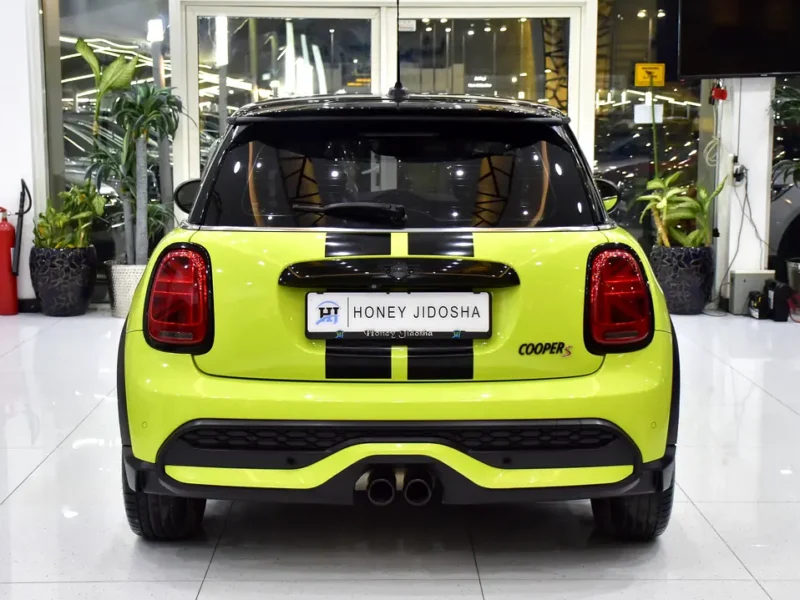 2023 MINI Cooper Cooper S 4 Cylinders Petrol Engine Green Black Hatchback American Specs