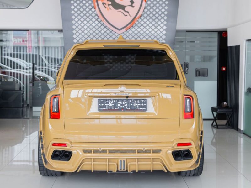 2025 Rolls Royce Cullinan STD Original MANSORY 1 of 1 Edition 6.8L 12 cylinders Tan Blue SUV