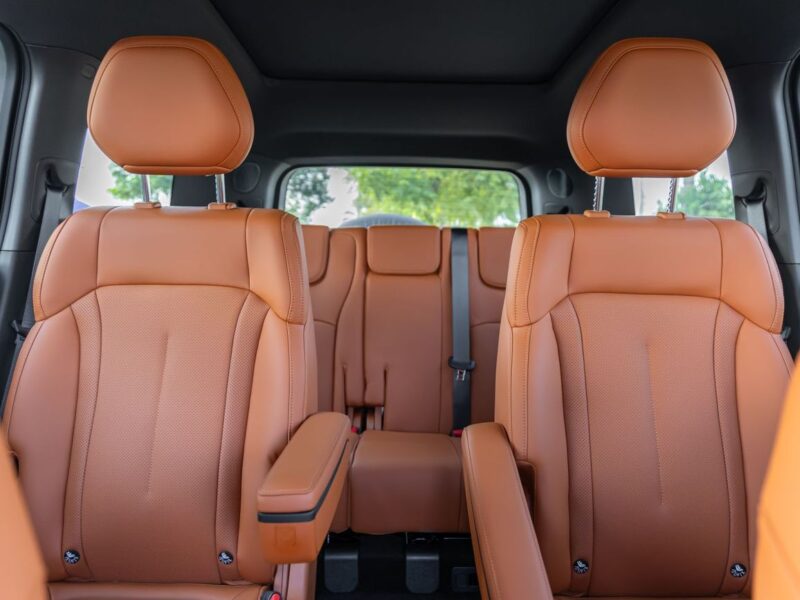 2026 ROX 01 STD 1.5 Litres 4 Cylinders Hybrid Green Orange SUV Chinese Specs Fully Loaded