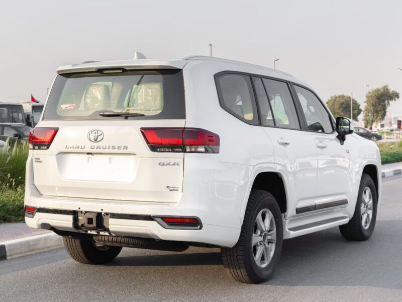 2026 Toyota Land Cruiser GXR 3.5 Litres 6 Cylinders Hybrid Engine White Beige SUV GCC Specs