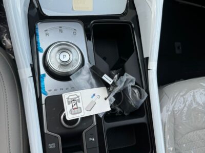 2026 Kia Sorento Hybrid 1.6-liter Turbocharged 4-cylinder Engine White Beige SUV GCC