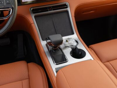 2026 ROX 01 STD 1.5 Litres 4 Cylinders Hybrid White Orange SUV Chinese Specs Fully Loaded