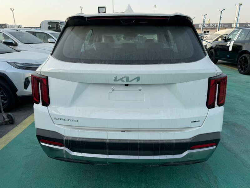 2026 Kia Sorento Hybrid 1.6-liter Turbocharged 4-cylinder Engine White Beige SUV GCC