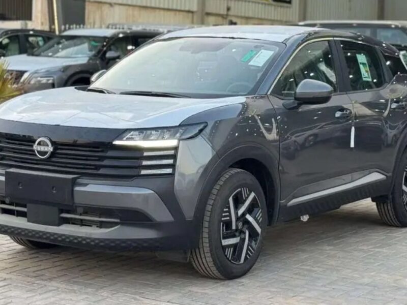 2026 NISSAN KICKS 2.0L Naturally Aspirated 4 Cylinders Petrol Engine Grey Black SUV GCC