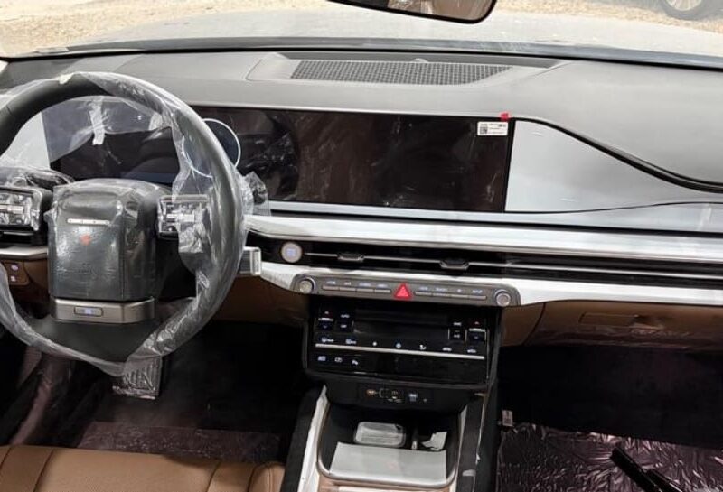 2026 Hyundai Azera 3.5-liter V6 Petrol Engine Black Tan SUV GCC Specs Automatic