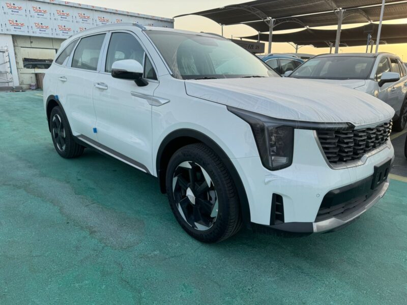 2026 Kia Sorento Hybrid 1.6-liter Turbocharged 4-cylinder Engine White Beige SUV GCC
