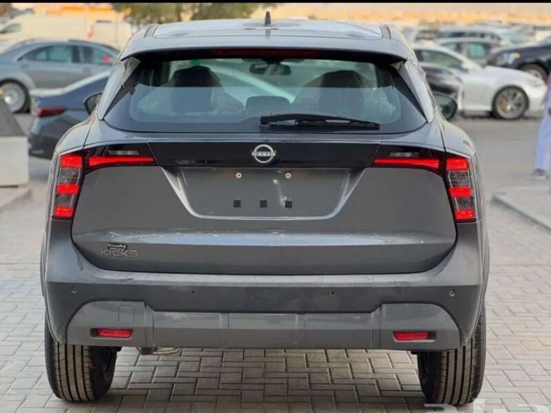 2026 NISSAN KICKS 2.0L Naturally Aspirated 4 Cylinders Petrol Engine Grey Black SUV GCC