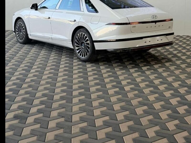 2026 Hyundai Azera 3.5-liter V6 Petrol Engine White Tan SUV GCC Specs Automatic
