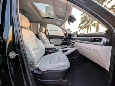 2020 Kia Telluride EX 3.8 Litres V6 Petrol Engine Black Beige SUV American Specs Excellent Condition
