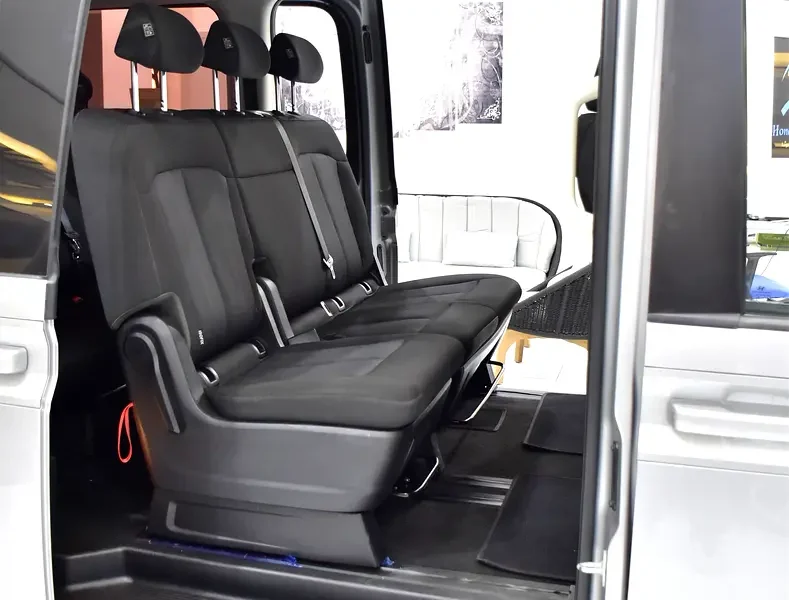 2022 Hyundai Staria Comfort 6 Cylinders Petrol Engine Silver Black Van GCC Specs Automatic