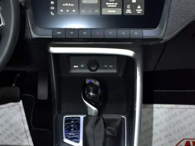 2026 MG ZS Standard 4 Cylinders Petrol Engine White Black SUV GCC Specs Automatic
