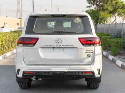 2026 Toyota Land Cruiser GXR 4.0 Litres 6 Cylinders Petrol Engine White Beige SUV GCC Specs